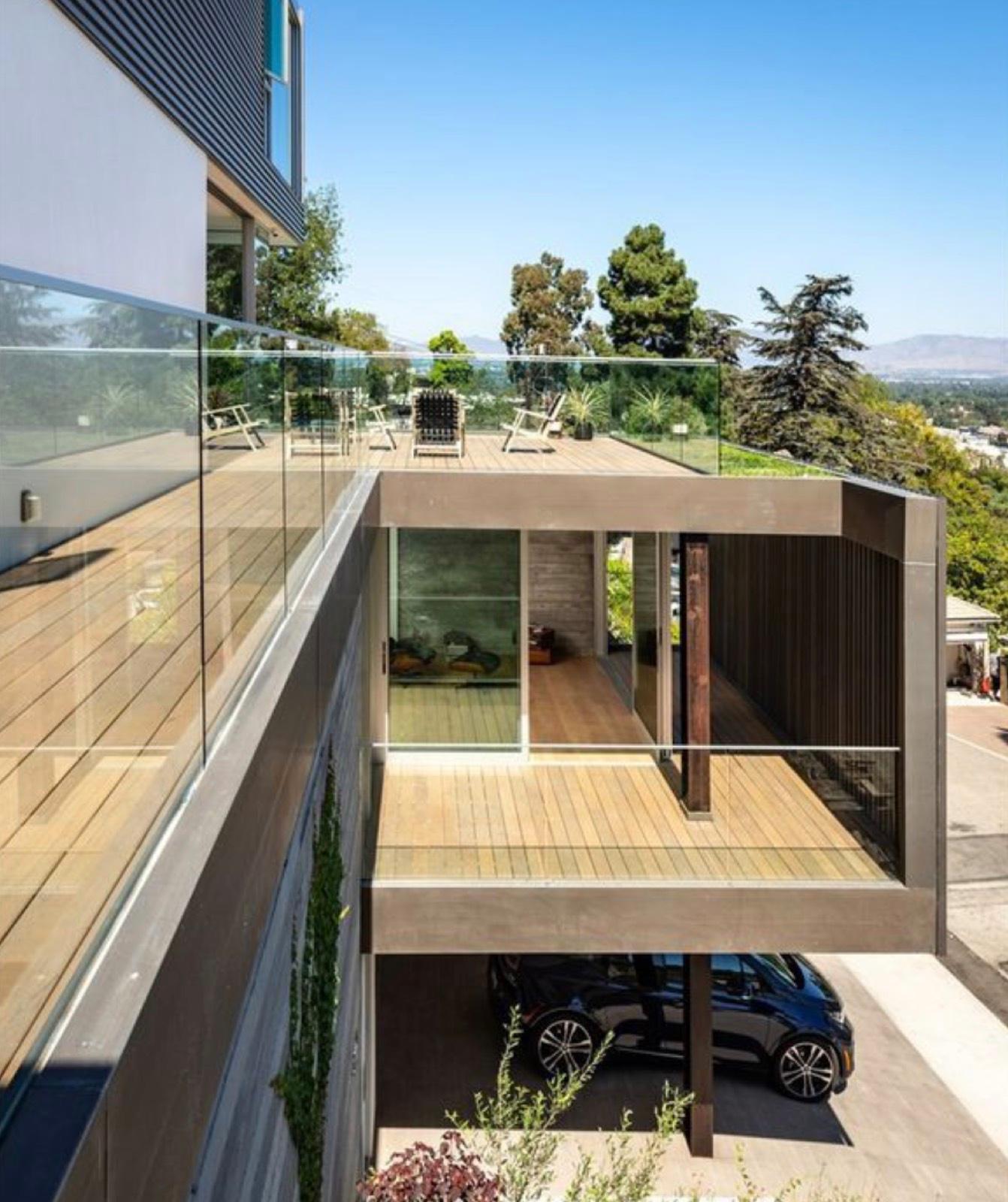 D's Modern Architectural Beauty — photo 12