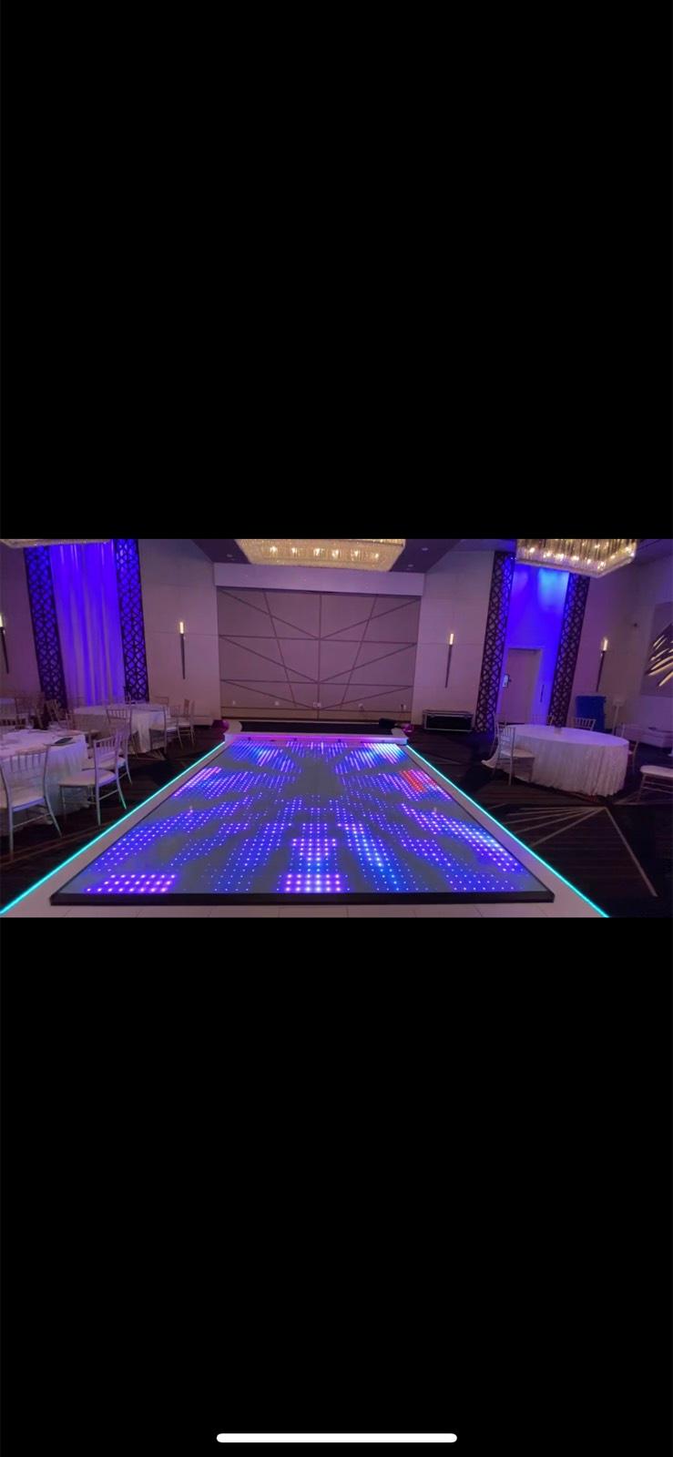 D's Modern Ballroom — photo 1