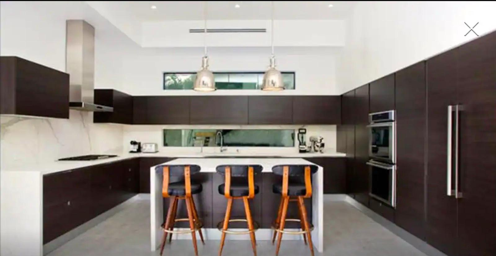 D's Modern City Villa — photo 7