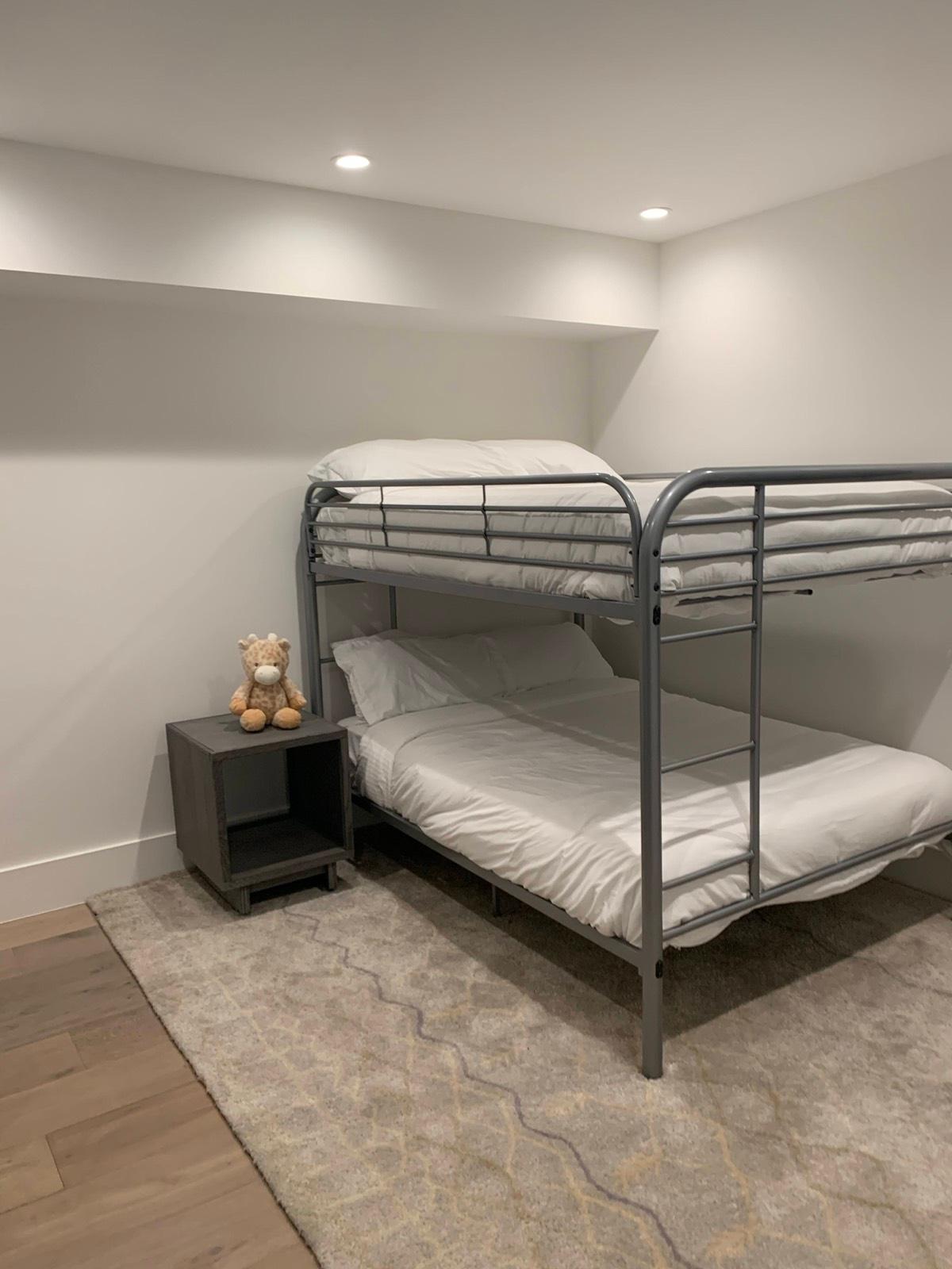 D's Modern Farmhouse — photo 4
