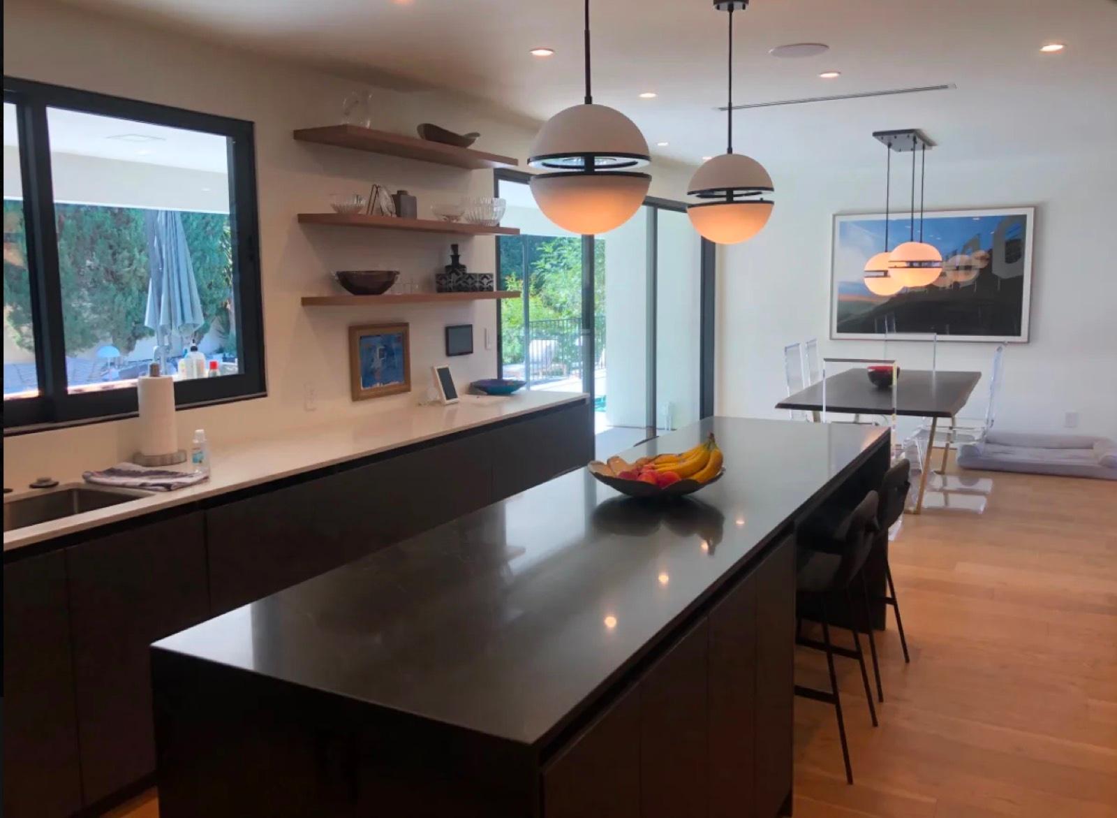 D's Modern Lux Wood — photo 4