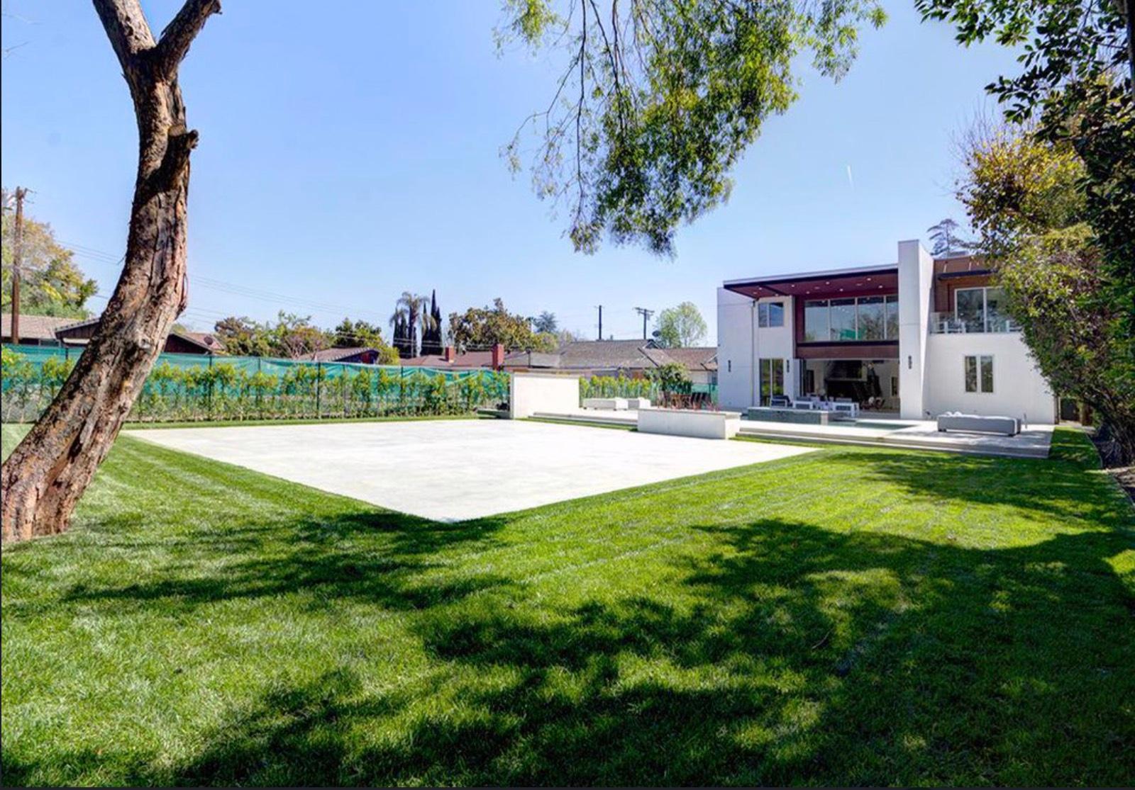 D's Studio city K house — photo 5