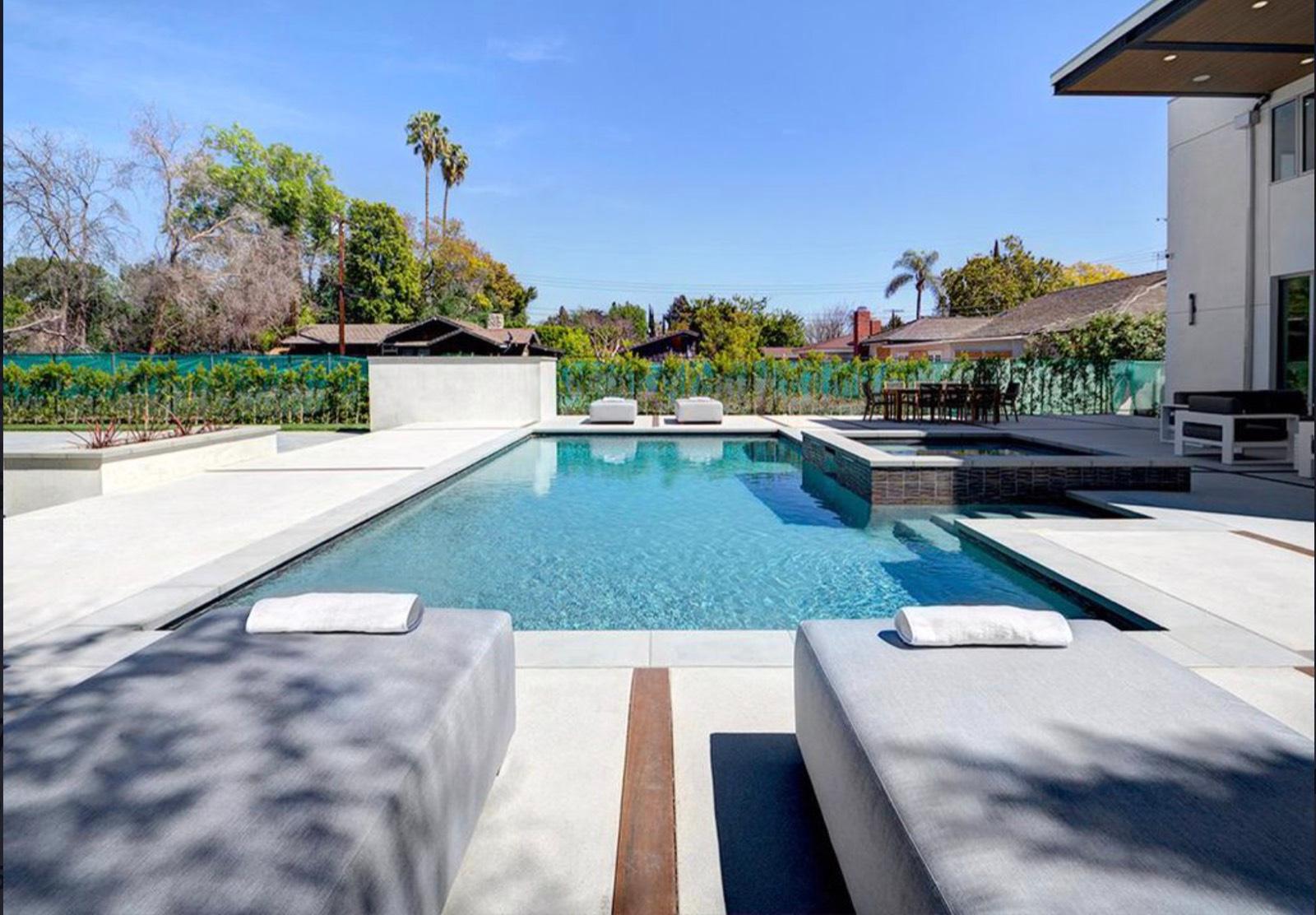 D's Studio city K house — photo 6