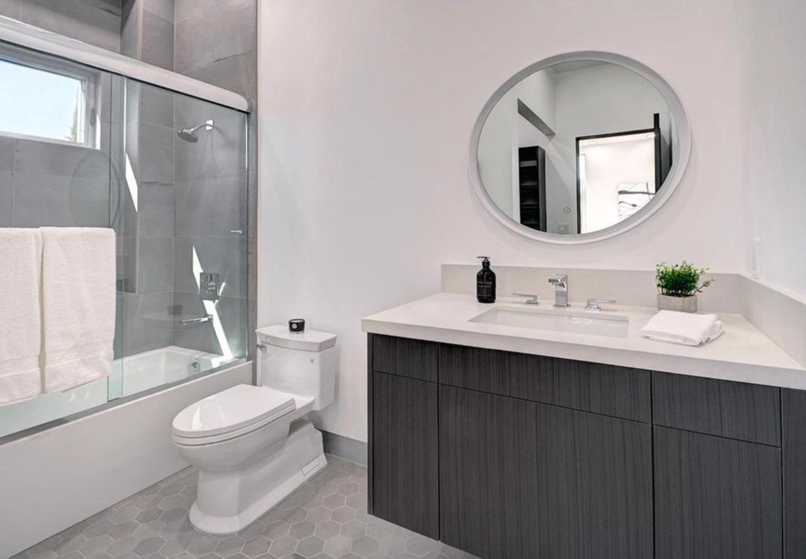 D's Studio city K house — photo 8