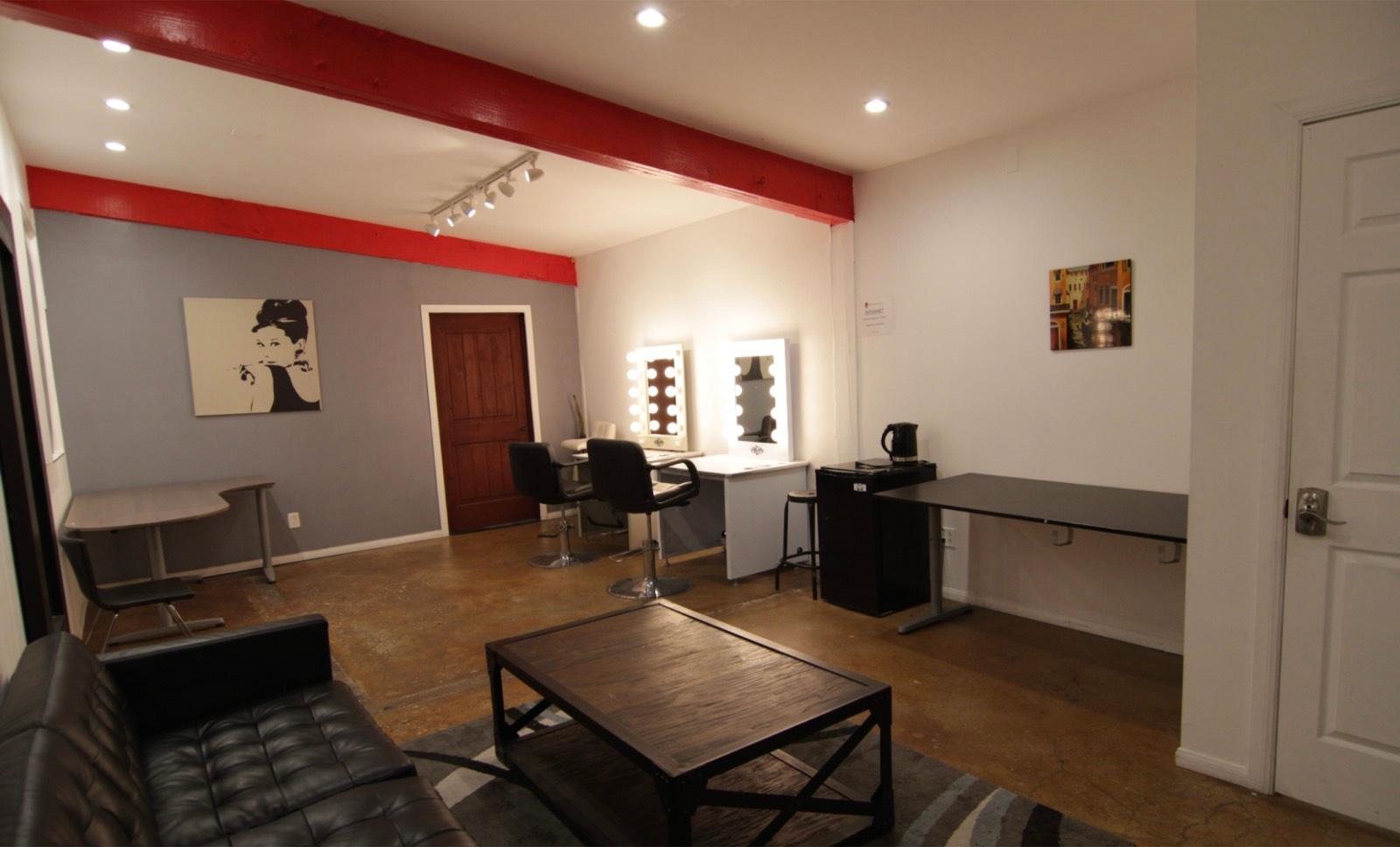 D's Studio Space — photo 11