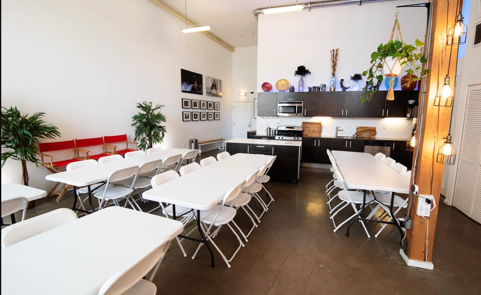 D's Studio — photo 11