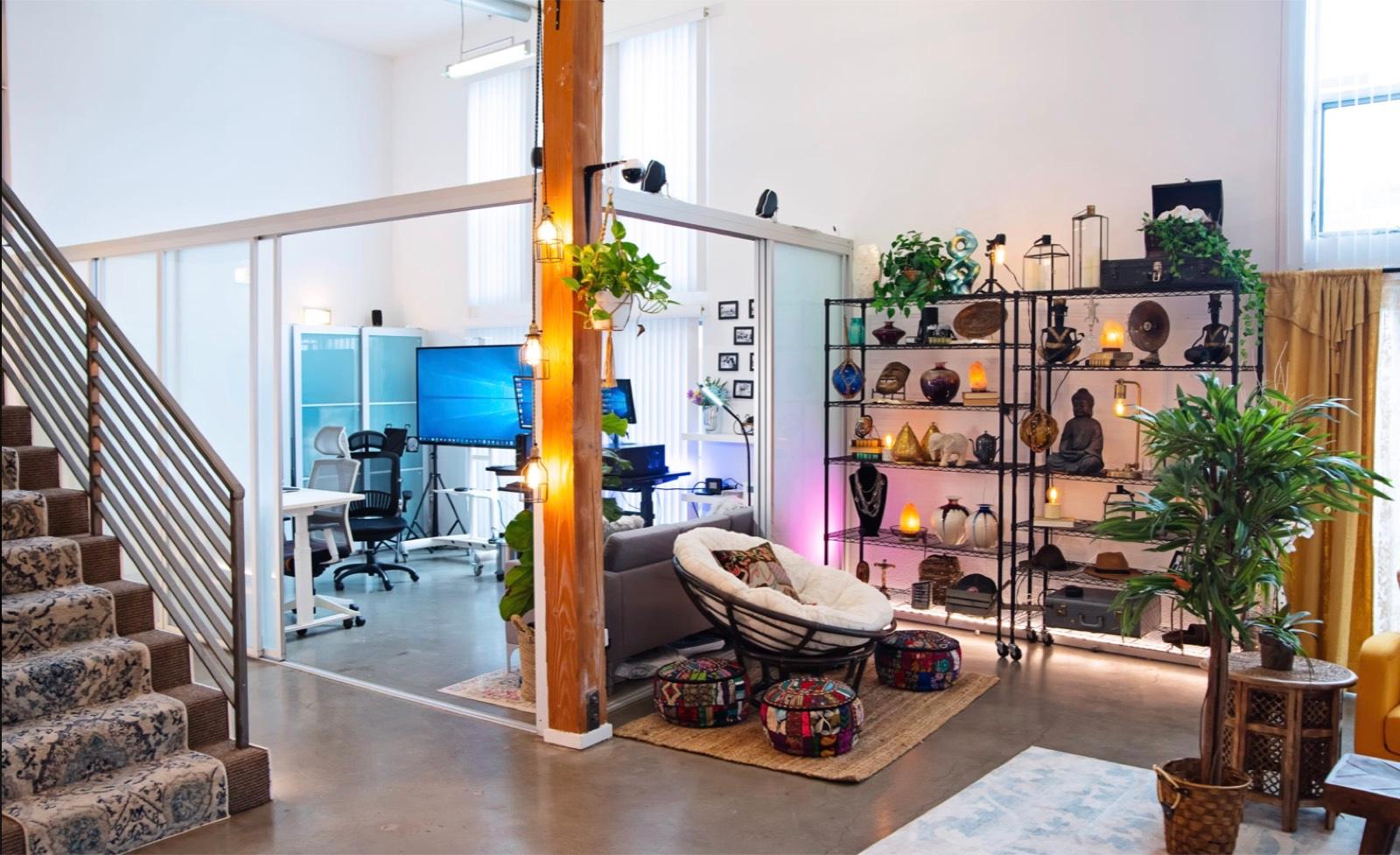 D's Studio — photo 6