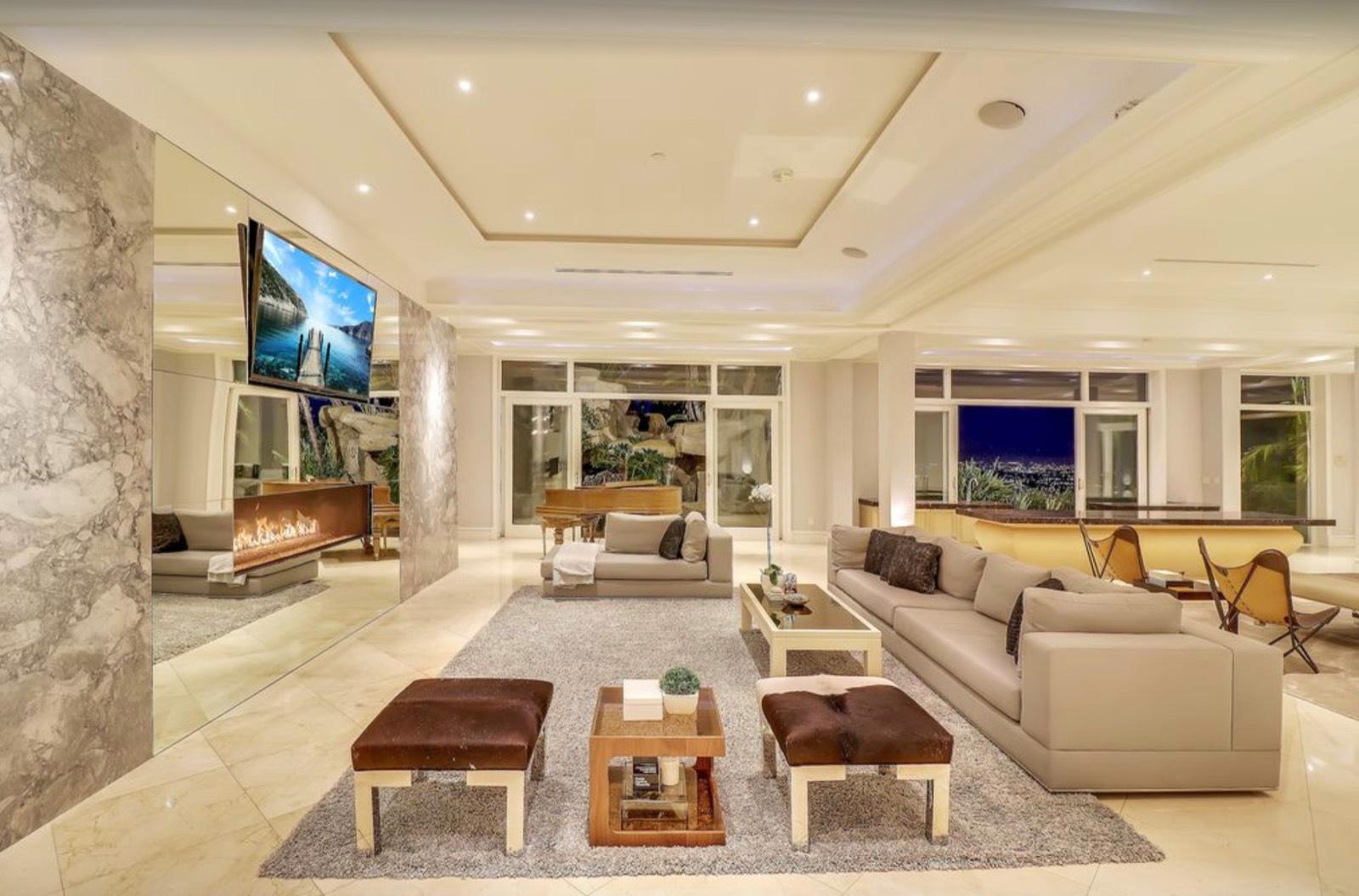 D's Trousdale House — photo 10