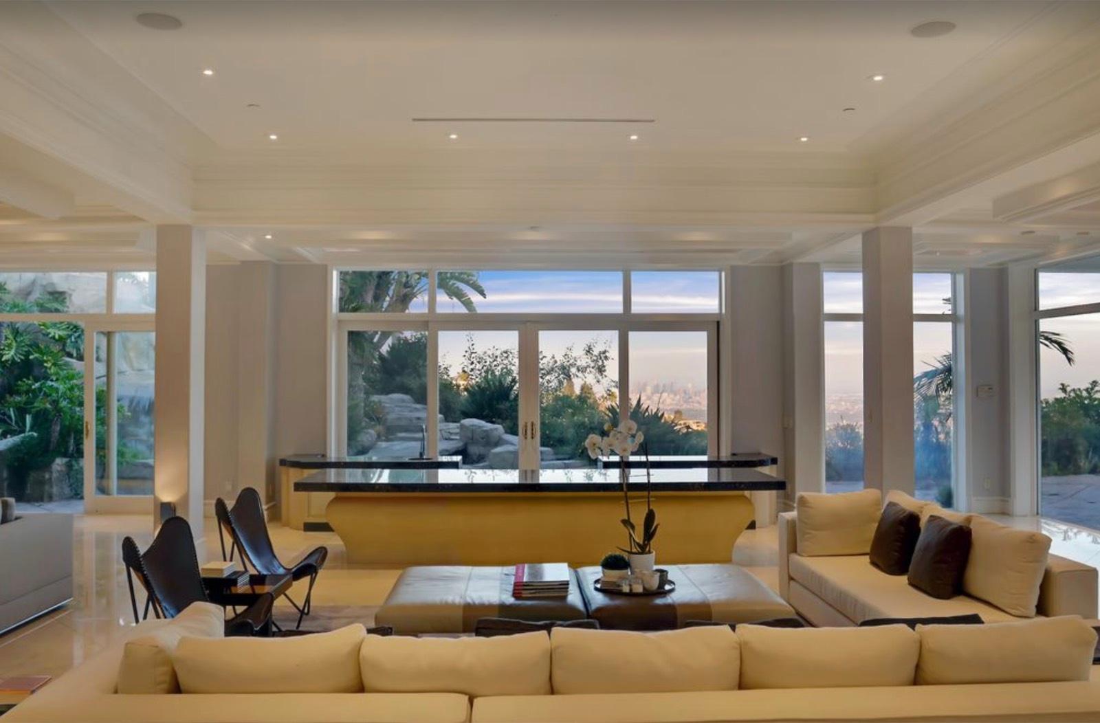 D's Trousdale House — photo 6