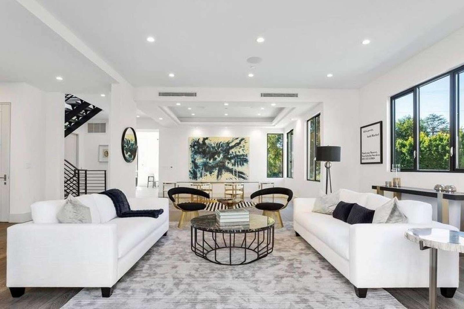 D's WestLA Villa — photo 11