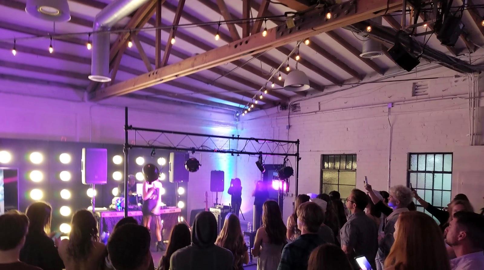 D's White Warehouse — photo 7