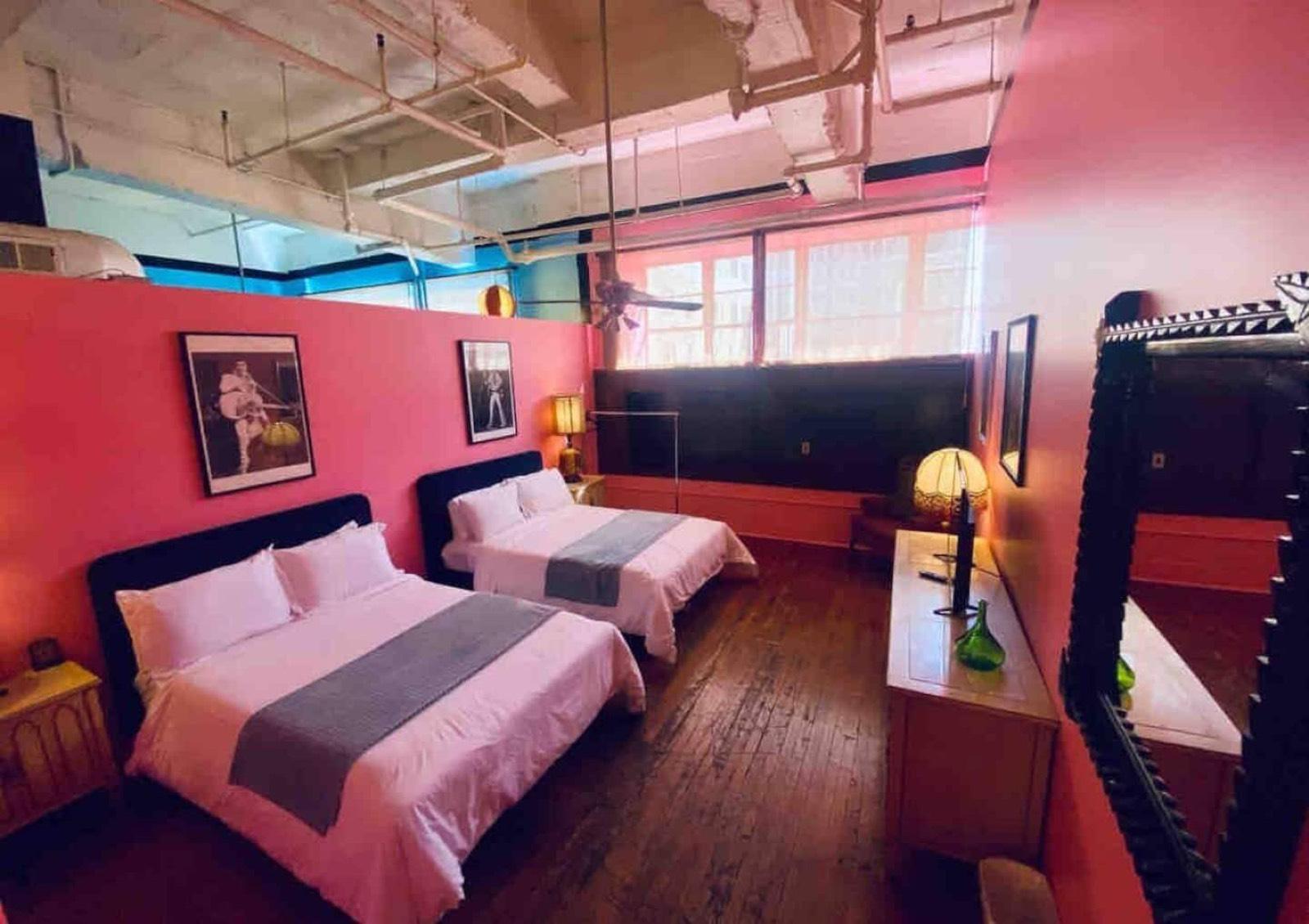 DS's Poster Colorful Loft — photo 9