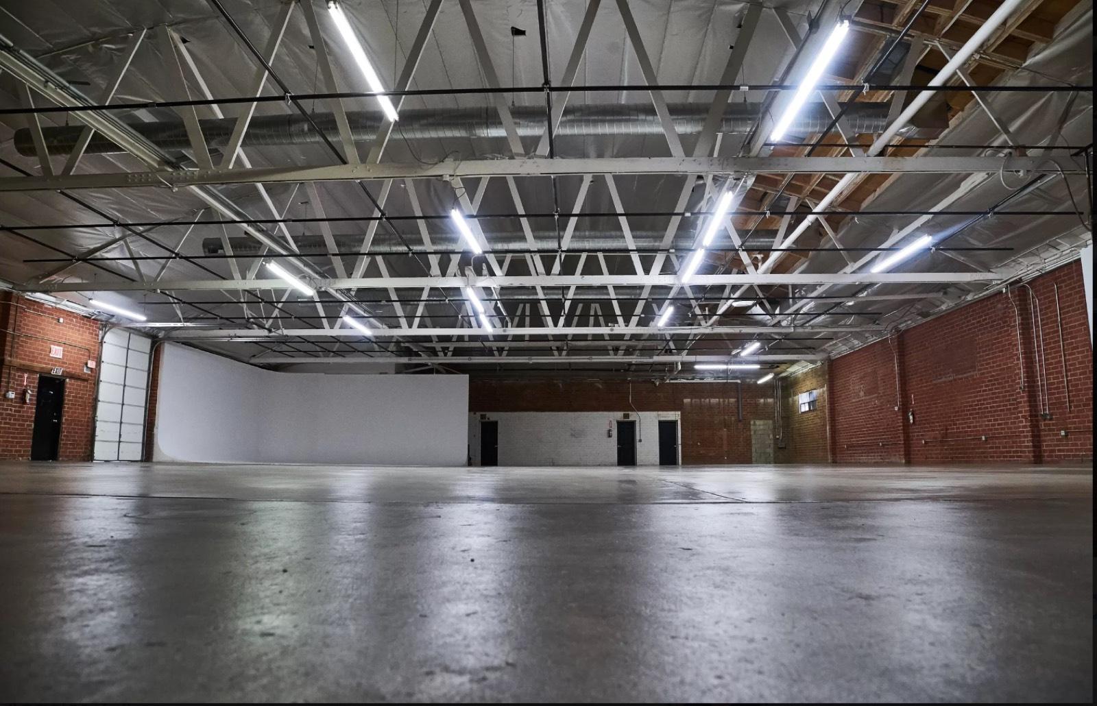 DT Warehouse — photo 2