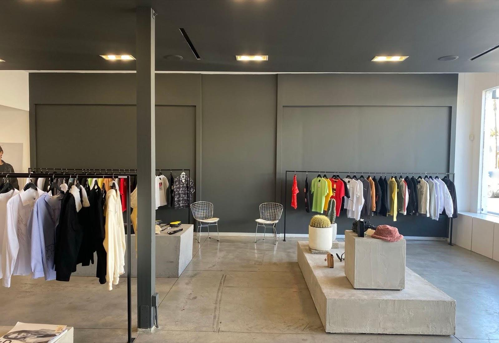 E's Chic Modern Clothing Store — photo 10