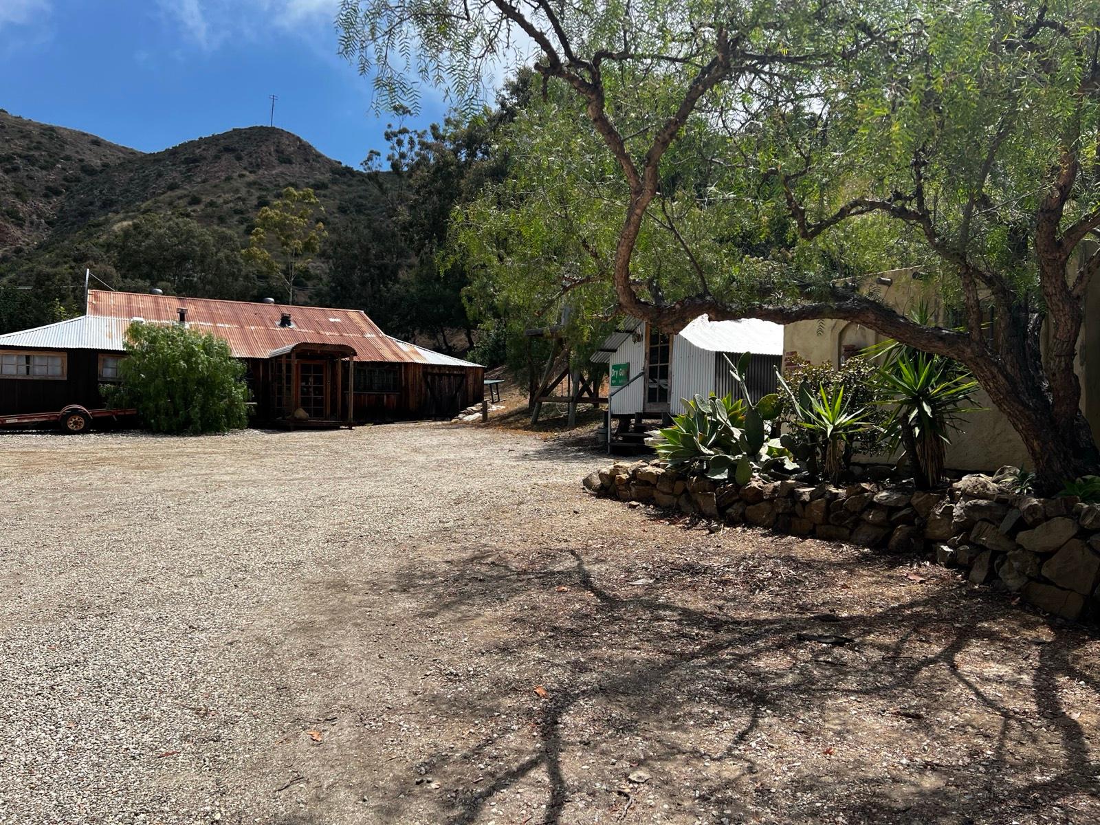 E's Country Saloon Ranch — photo 1