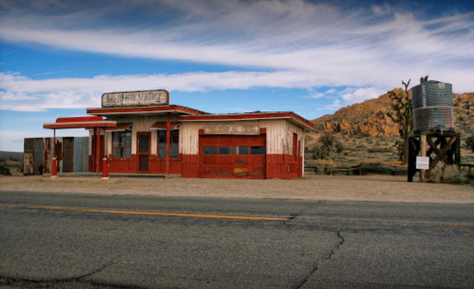 E's Desert Drive By — photo 2