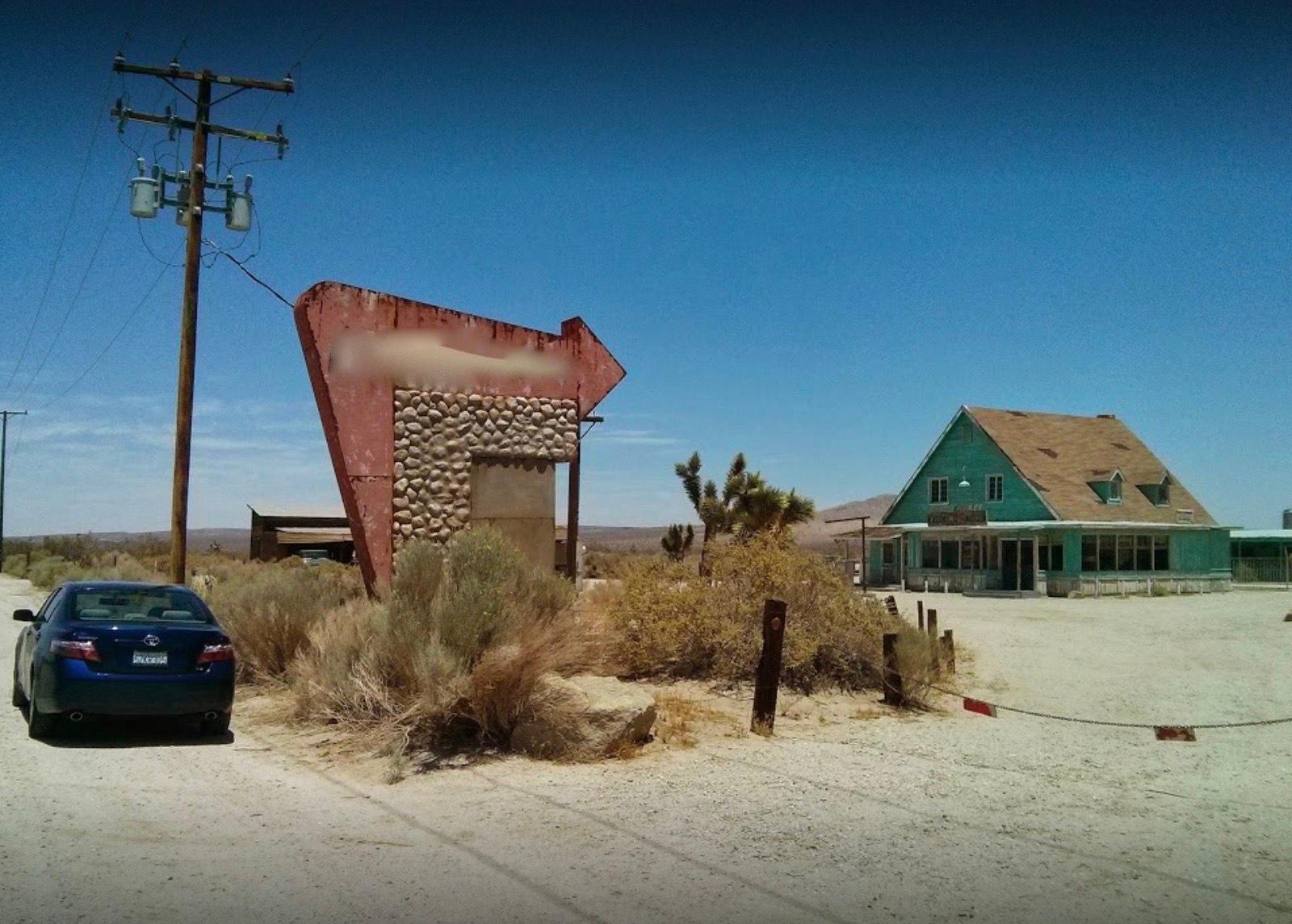 E's Desert Drive By — photo 3