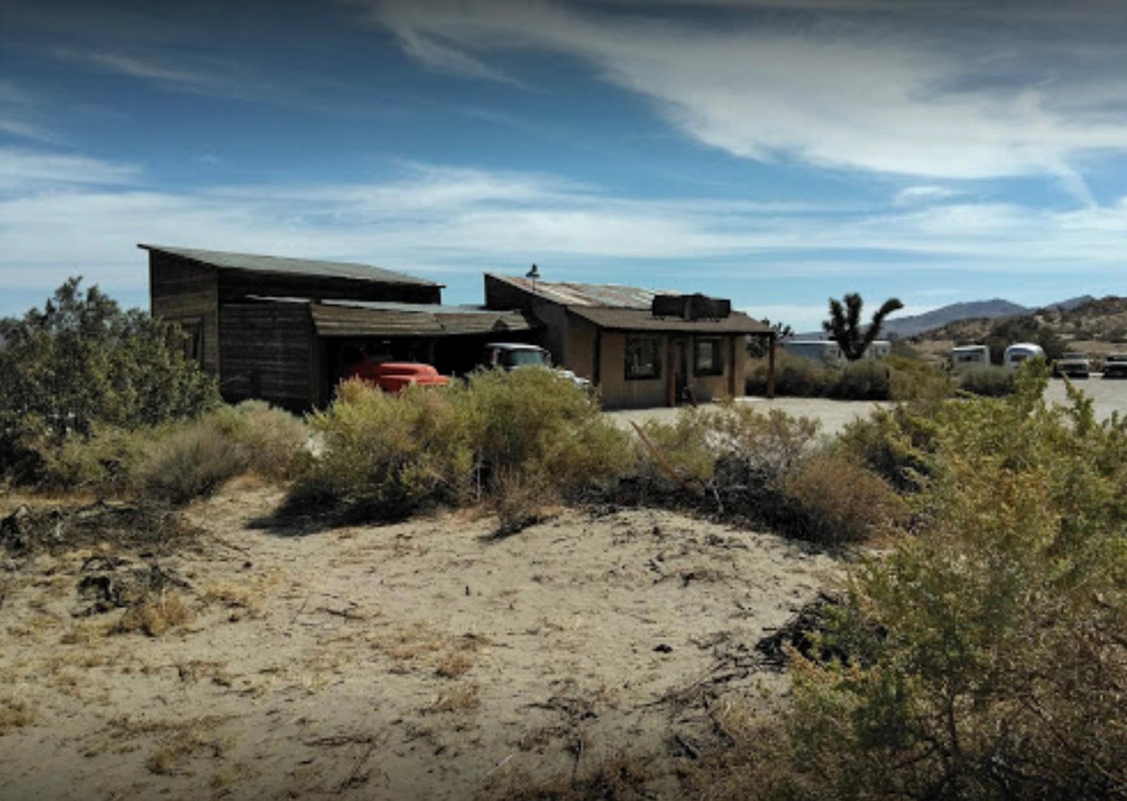 E's Desert Drive By — photo 4