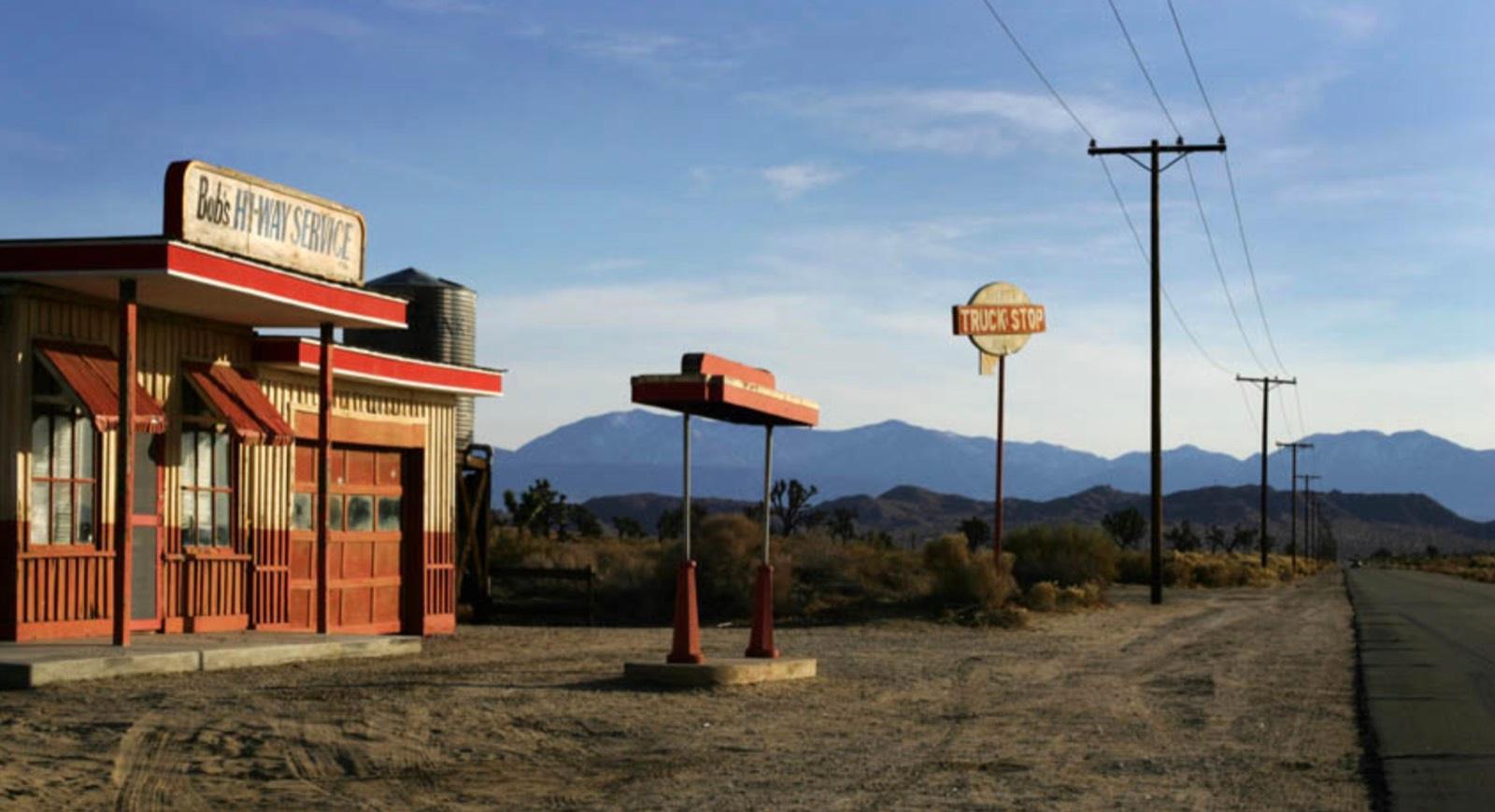 E's Desert Drive By — photo 6