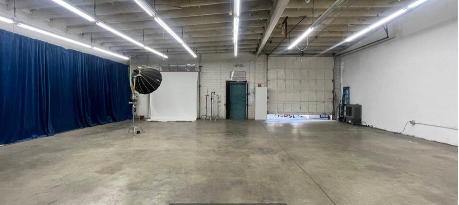 ED's Warehouse — photo 2