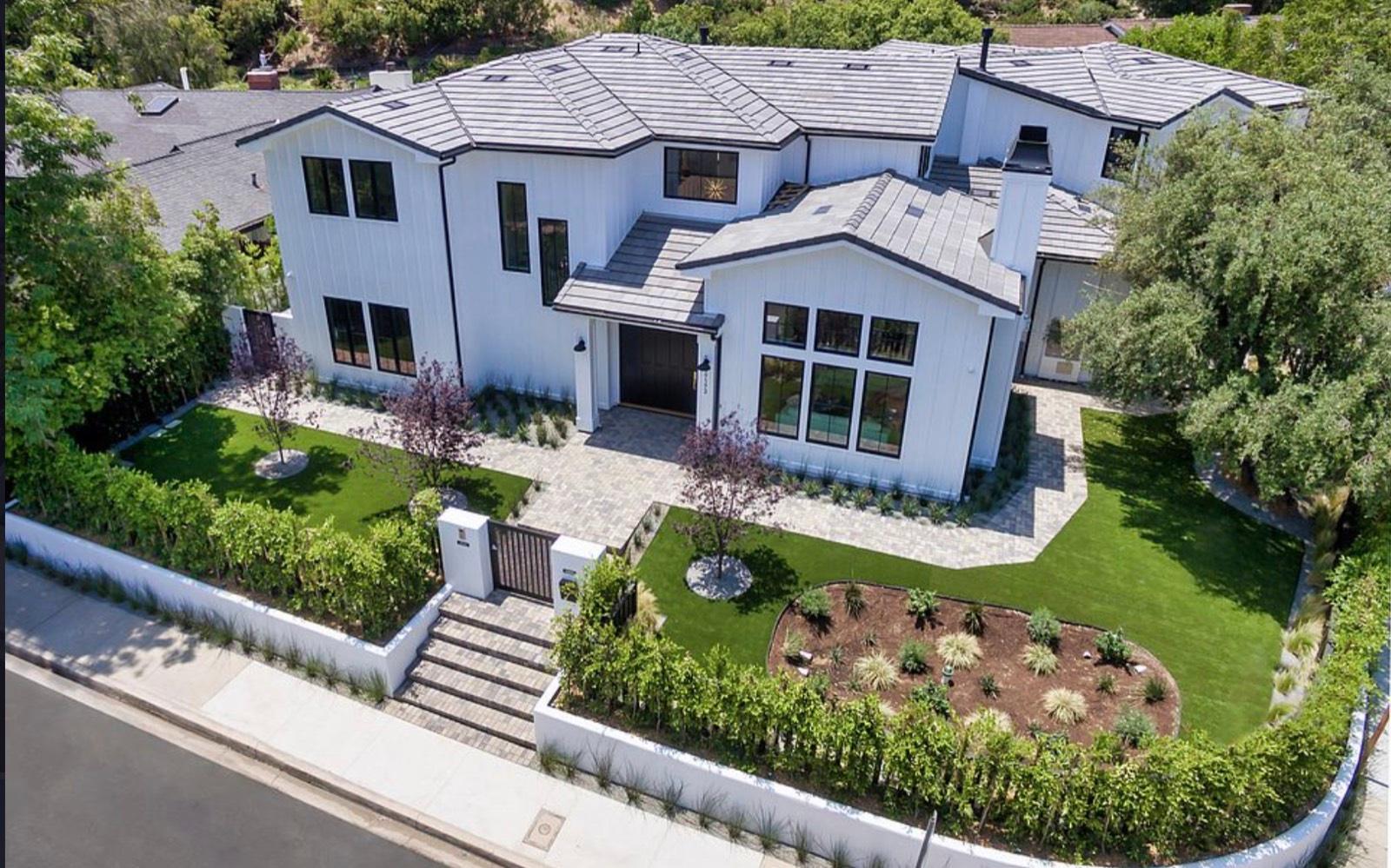 Encino Strawberry farm house — photo 2