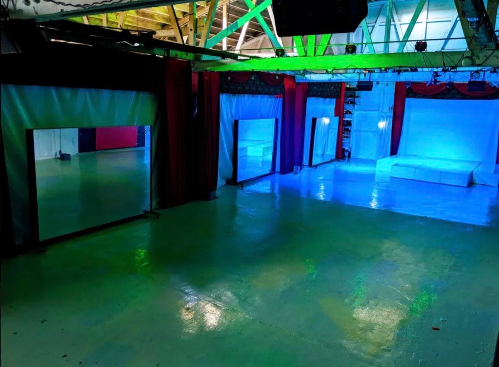 EP'S Colorful Event Studio — photo 2