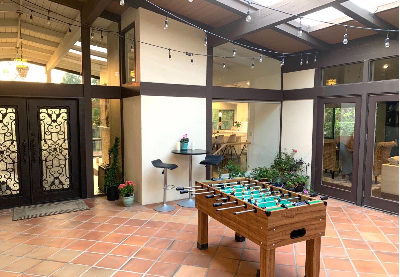 ER's South Bay Entertainer Home — photo 7