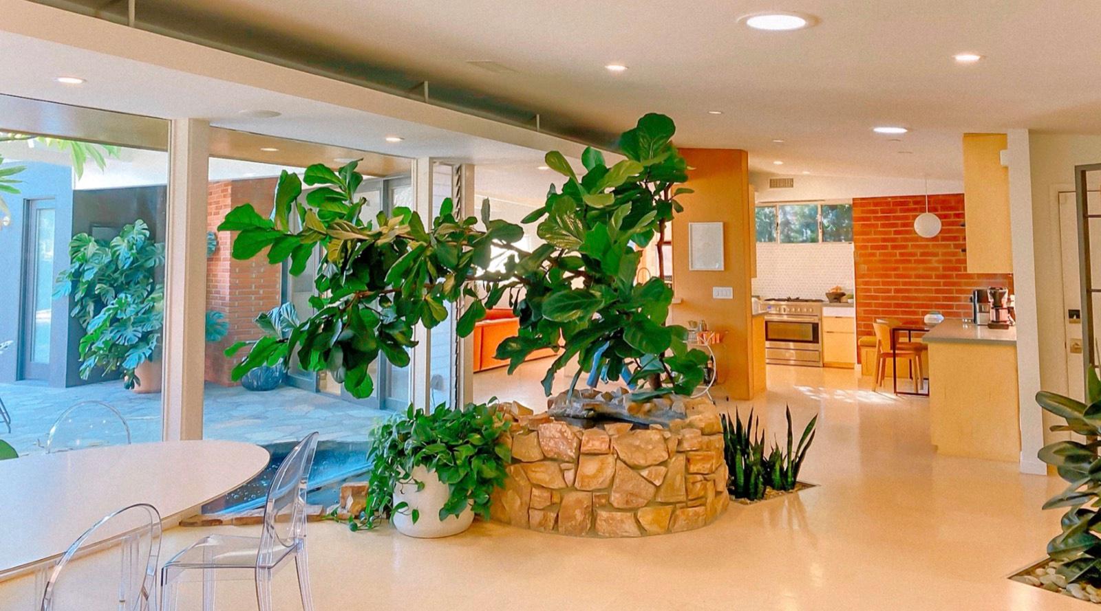 E's Midcentury Marvel Home — photo 5