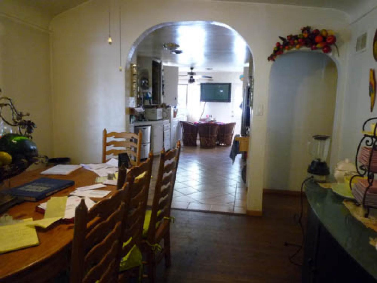 E's Toluca Lake House — photo 8