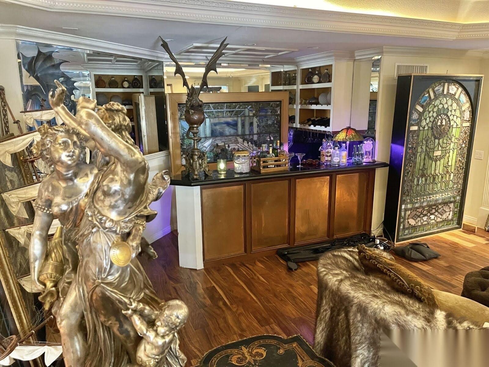 European flair house — photo 4