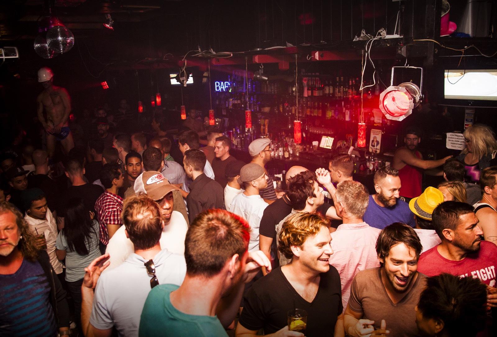 F Bar — photo 3