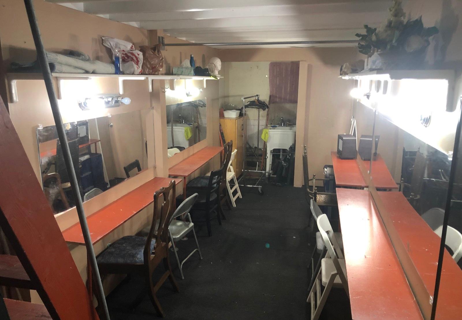 F's Intimate Theater — photo 2