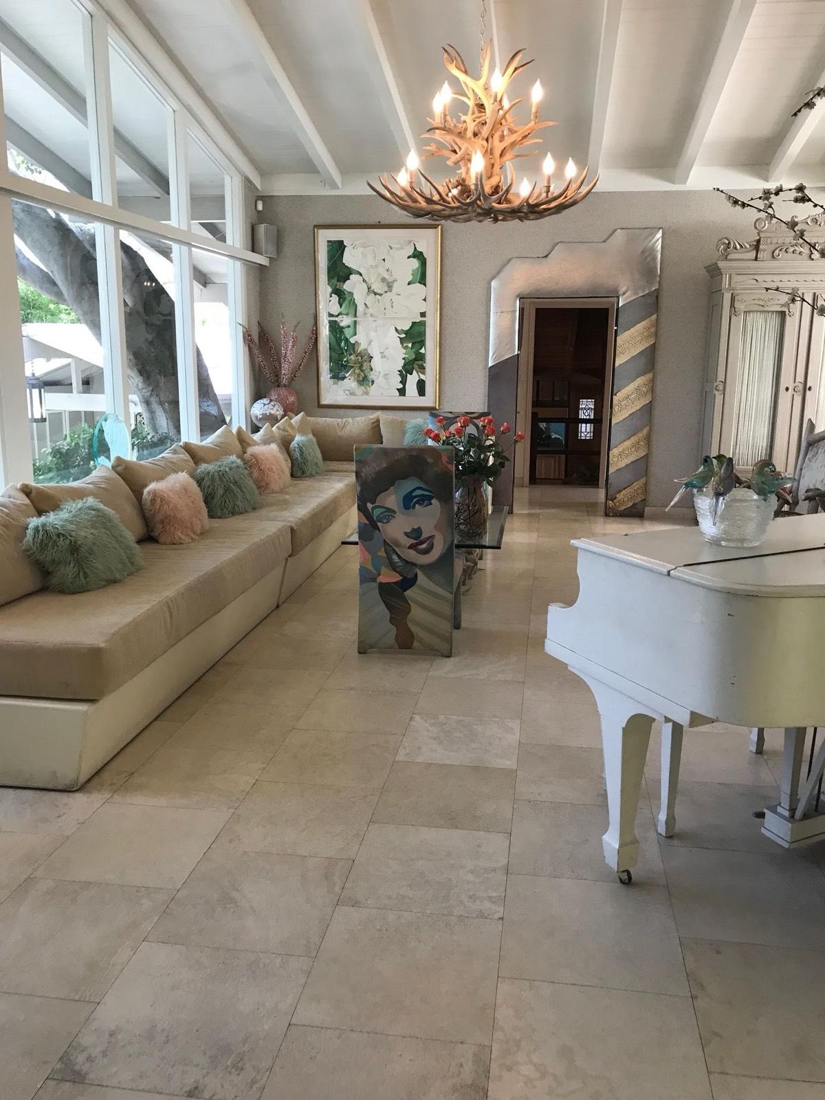 Fairytale Valley Home — photo 12