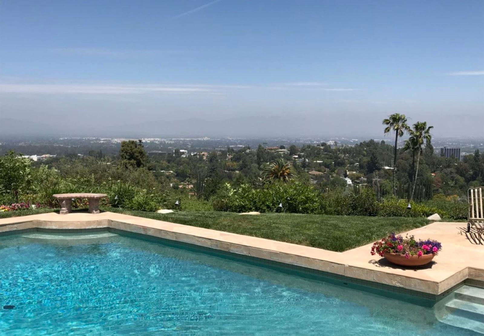 Fay's Versace Encino House — photo 2