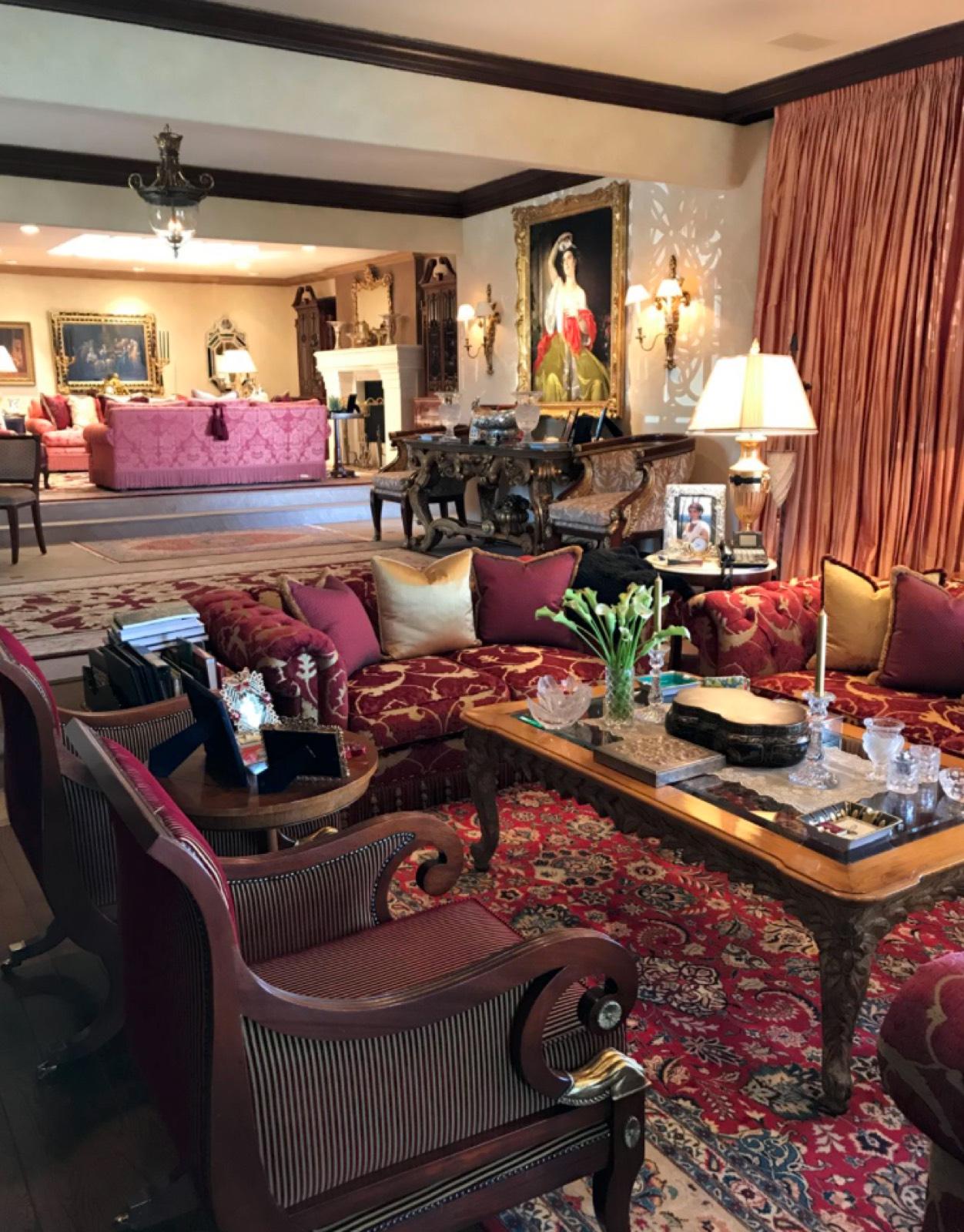 Fay's Versace Encino House — photo 11