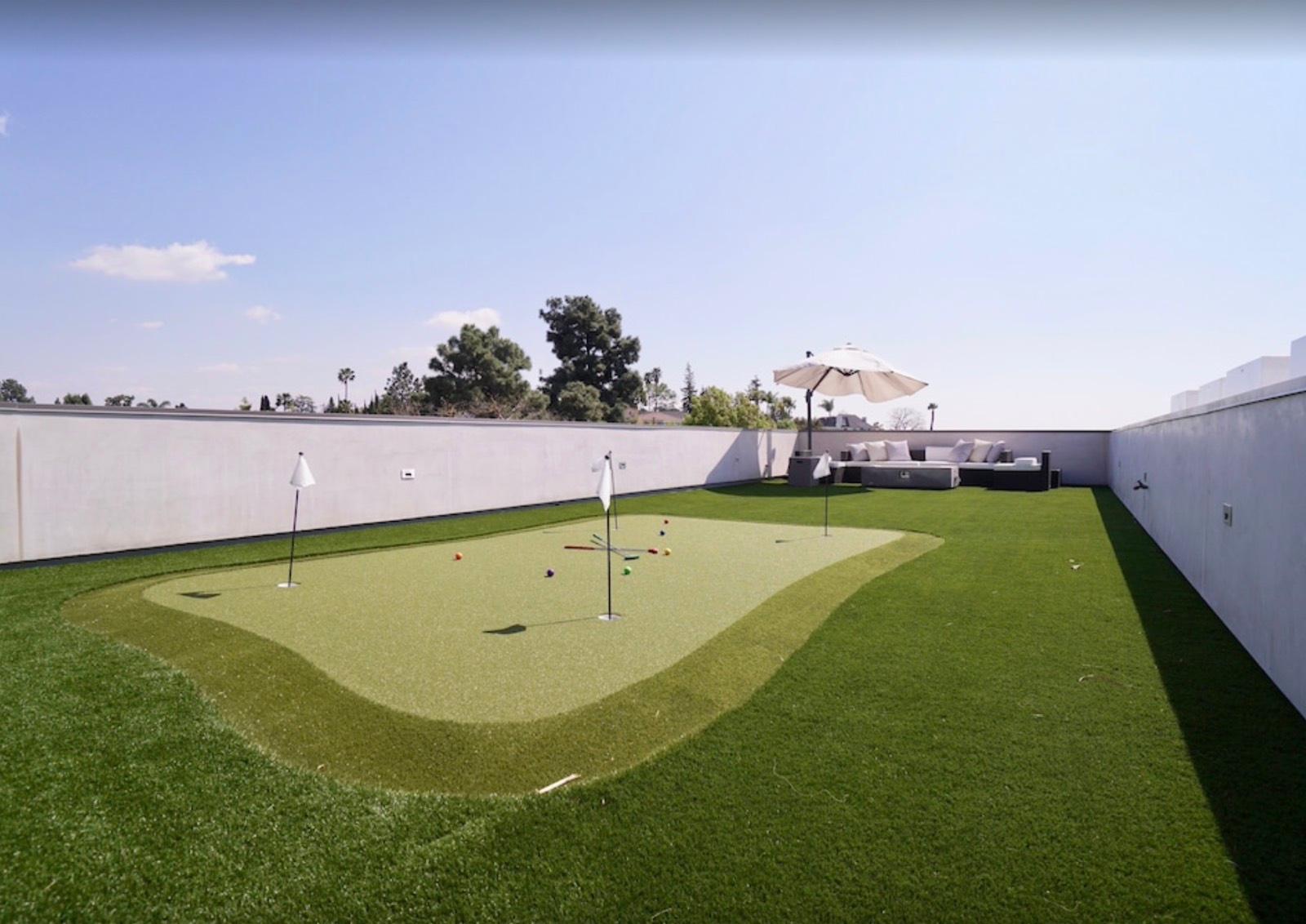 FB's Modern Mini Golf Home — photo 3