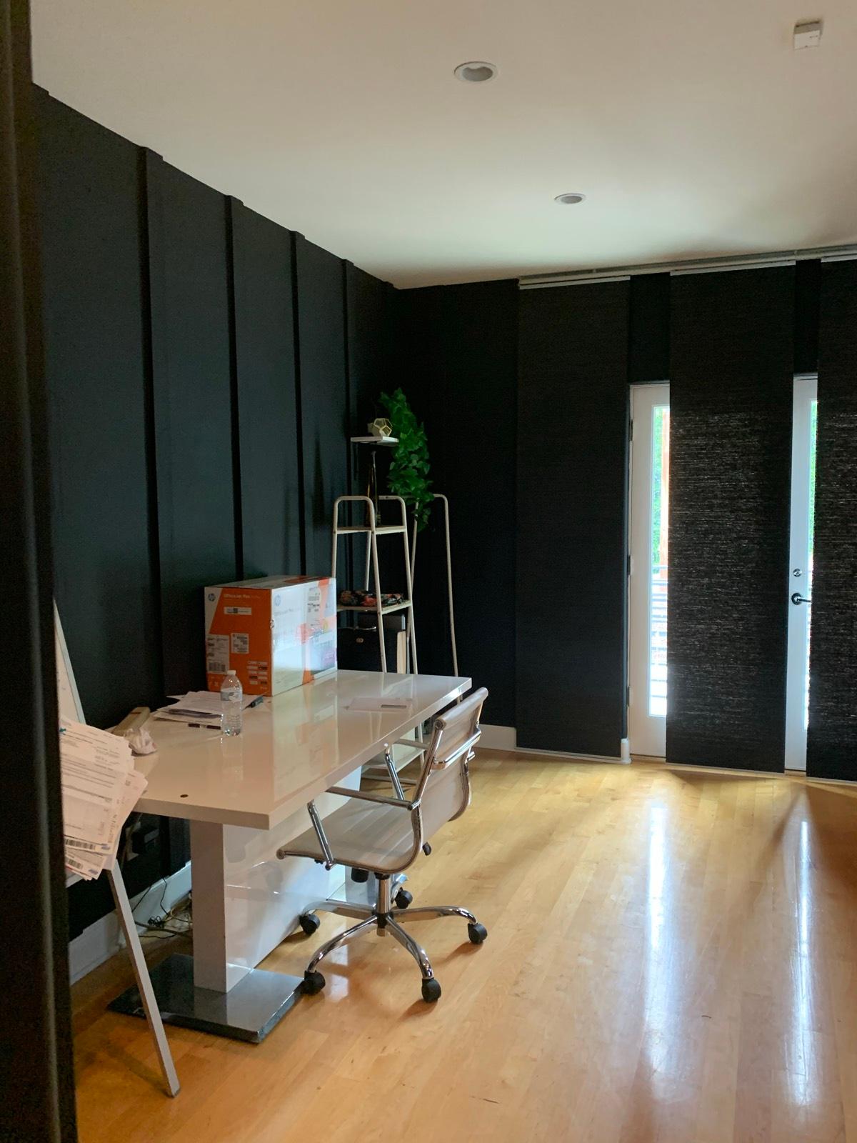 FB’s modern window home — photo 10