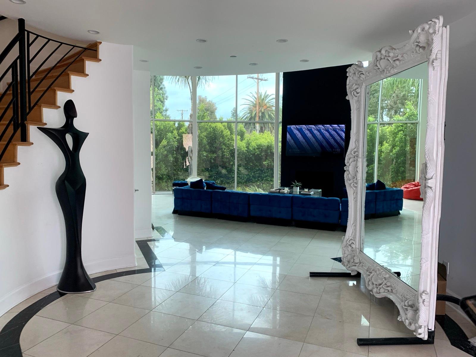 FB’s modern window home — photo 9