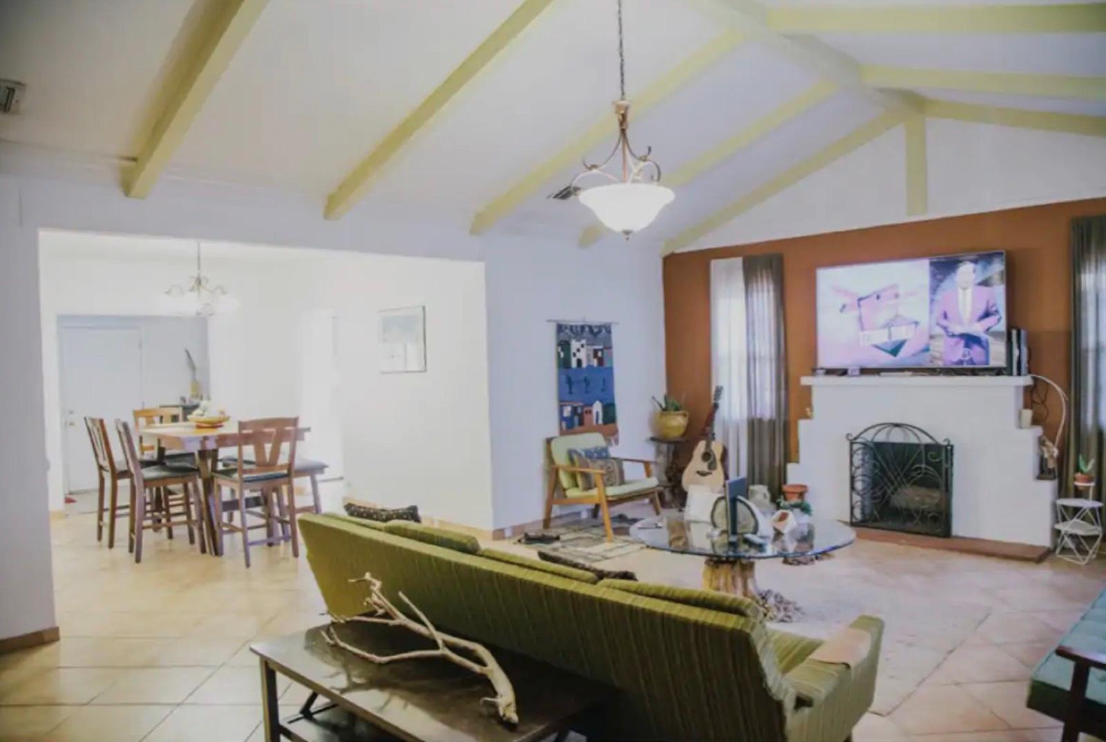 FM's Spanish Valley Vacay Bungalow — photo 2