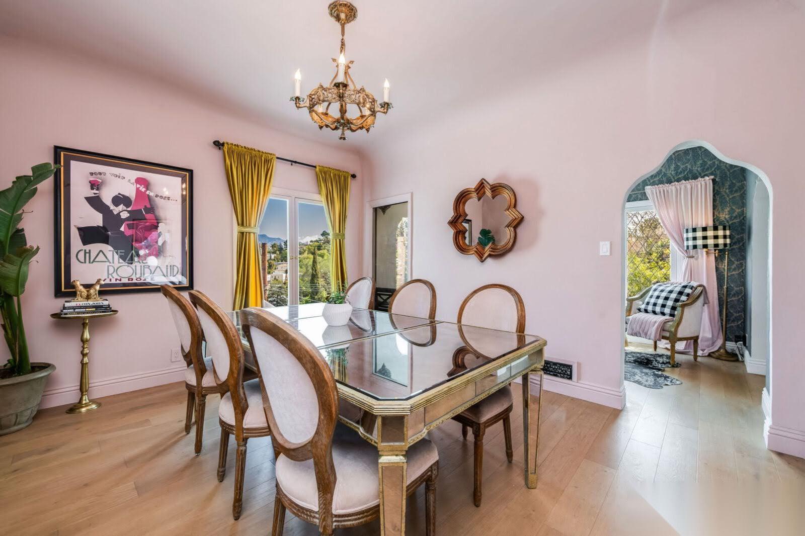 French style mansion near Glendale — photo 2