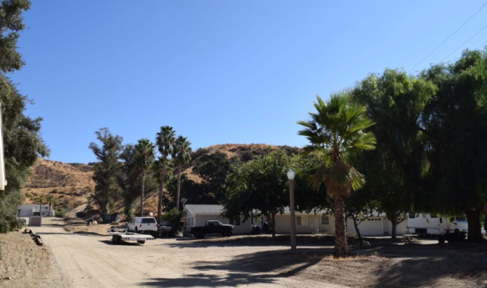F's Big Property Ranch — photo 4