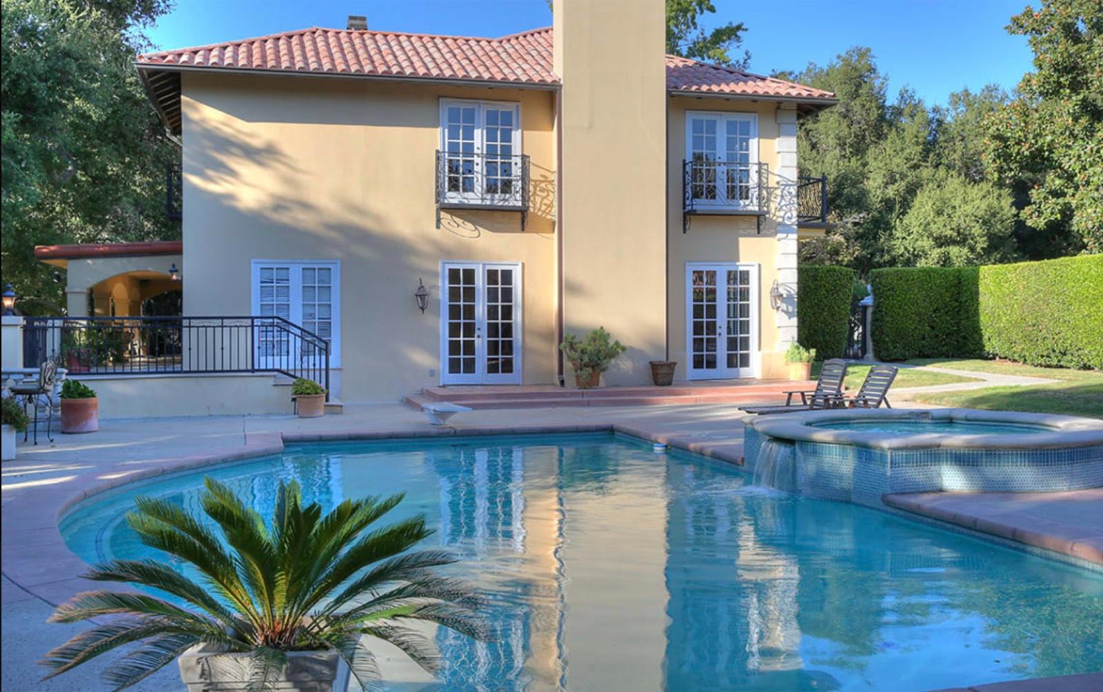 F's Mediterranean Villa — photo 8