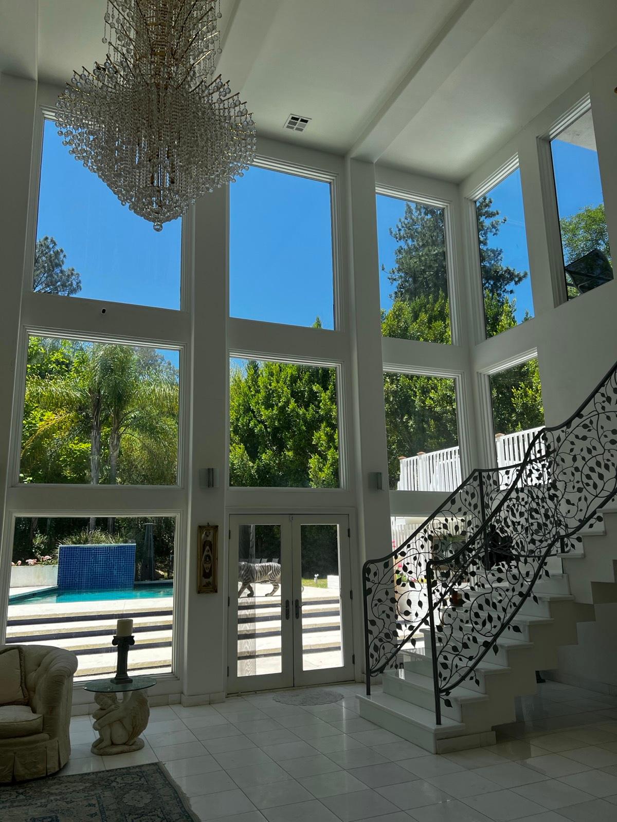 F's White Modern Window Home — photo 3
