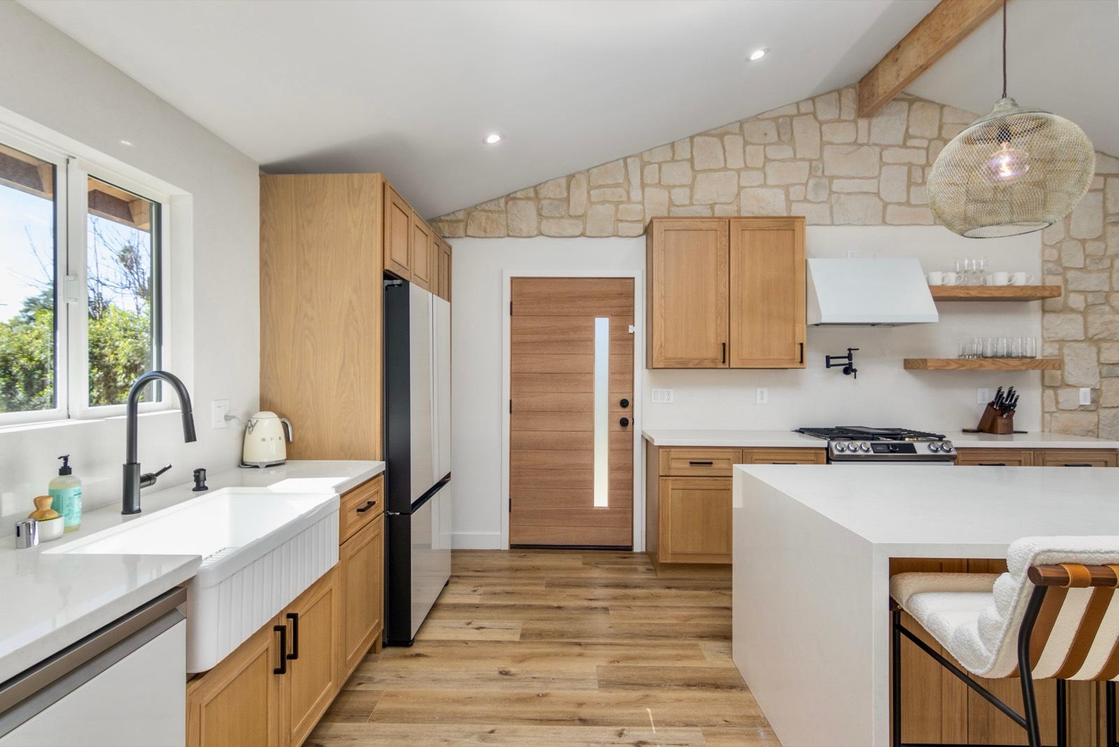 Gio’s tz cozy abode — photo 4