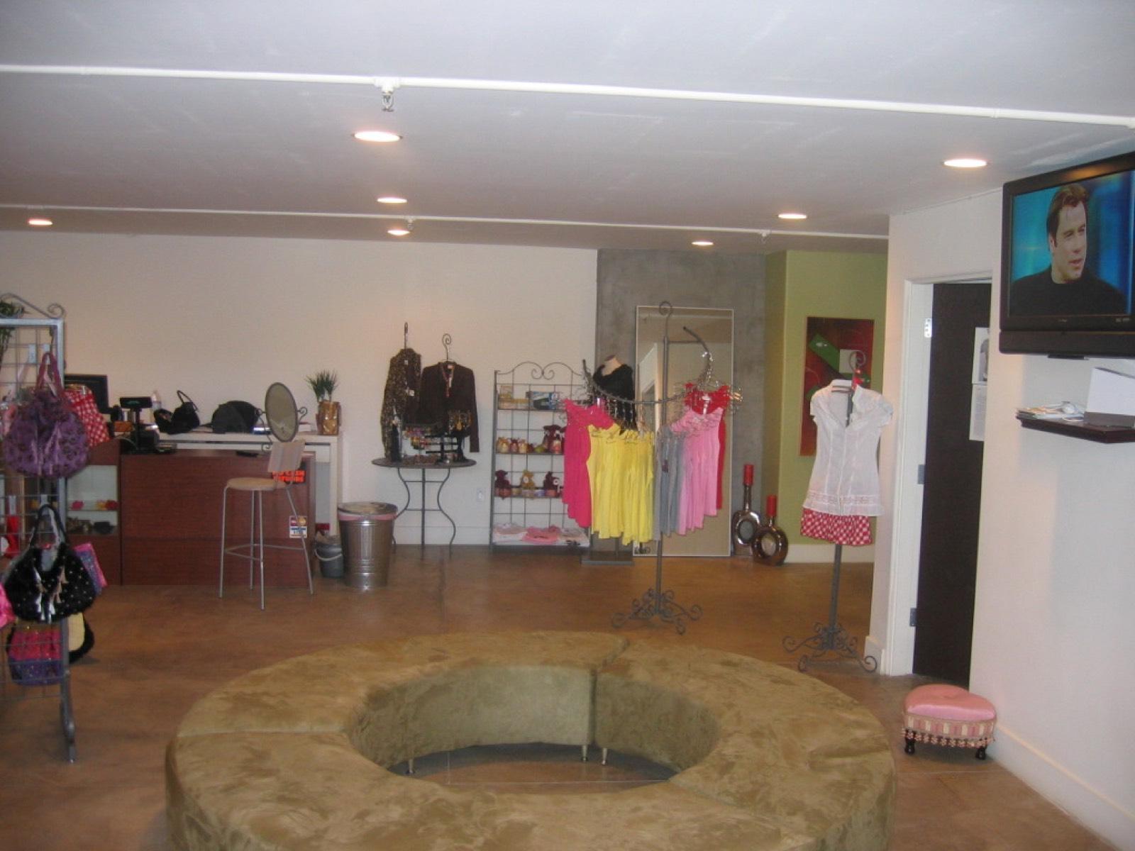 Girlie Store — photo 2