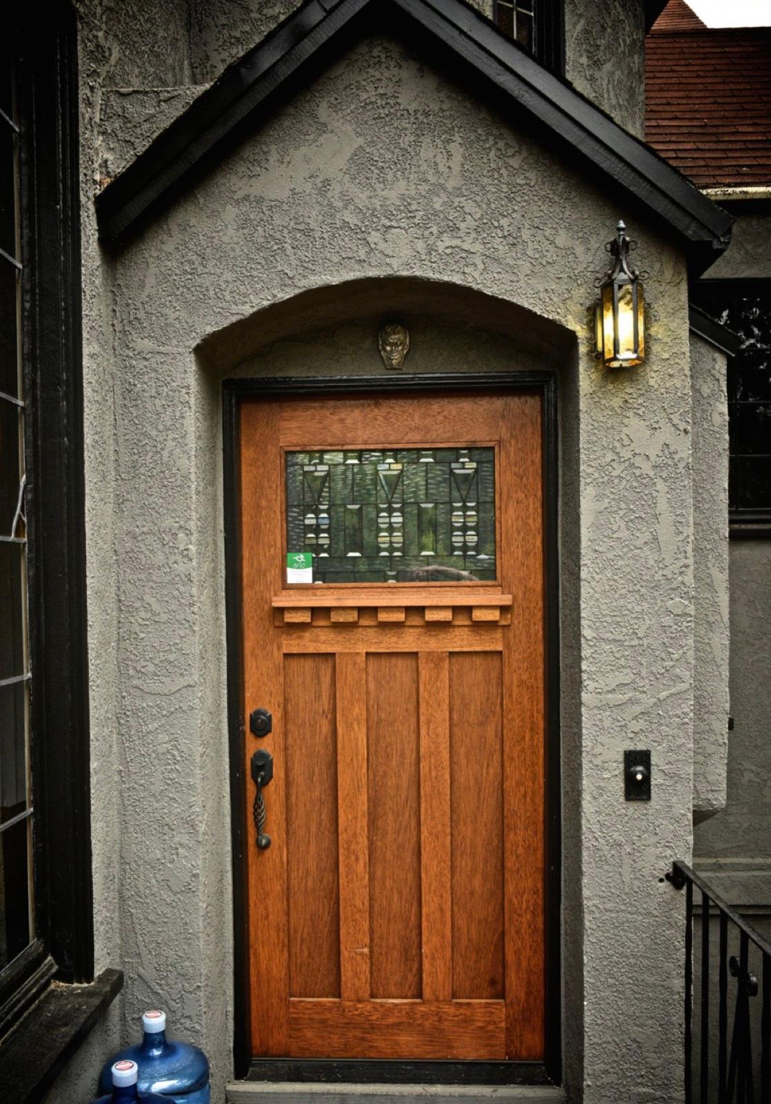 Gothic Prop House — photo 4