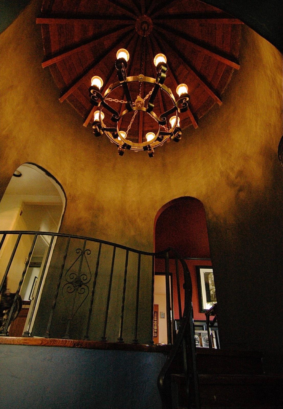 Gothic Prop House — photo 5