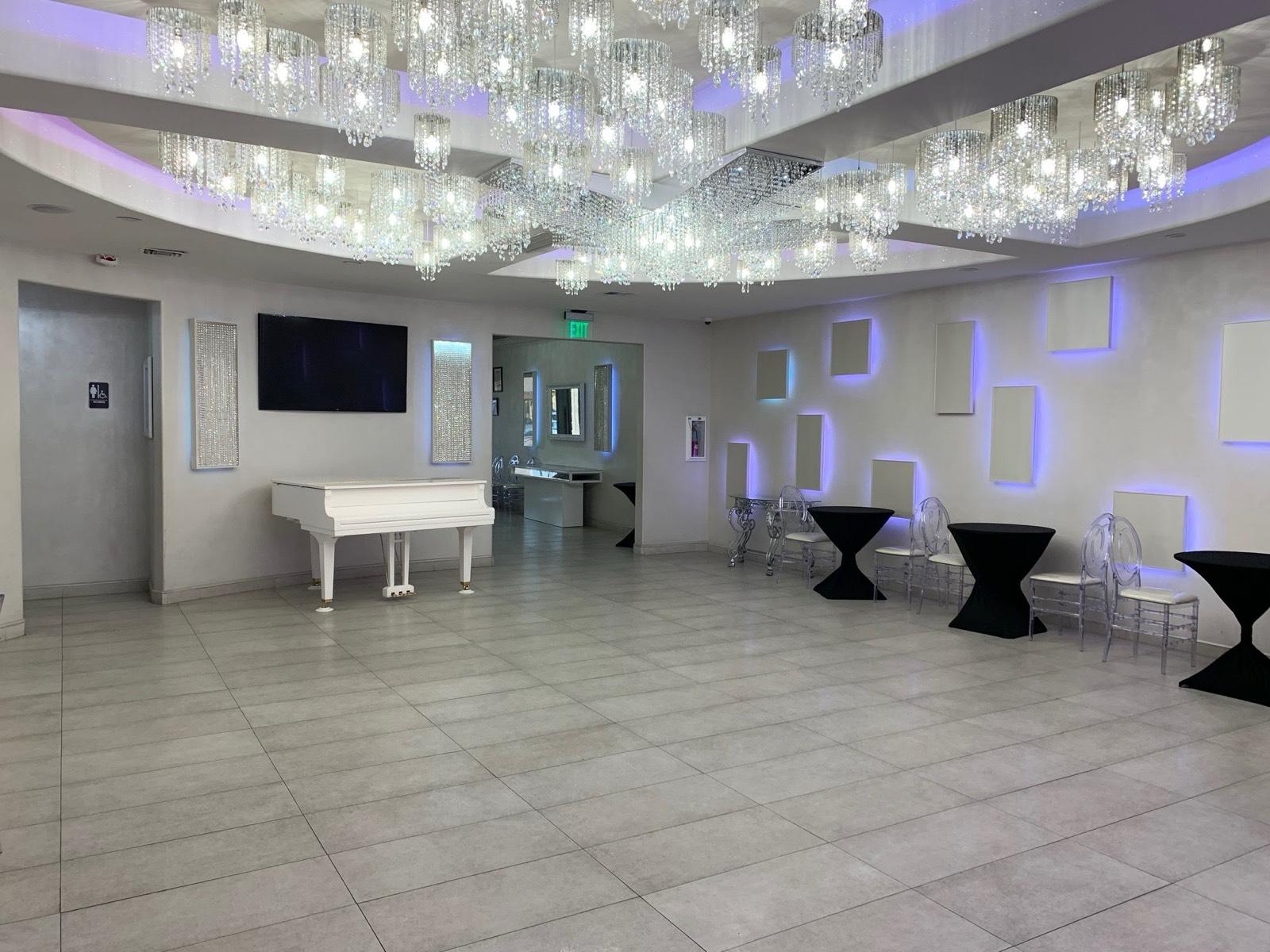 G's Ballroom — photo 2