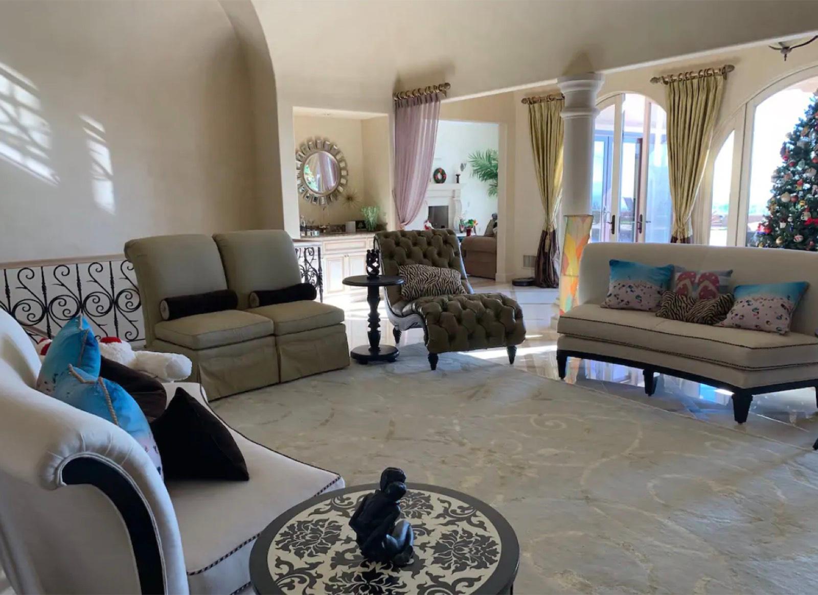 G's Beach View Estate — photo 12