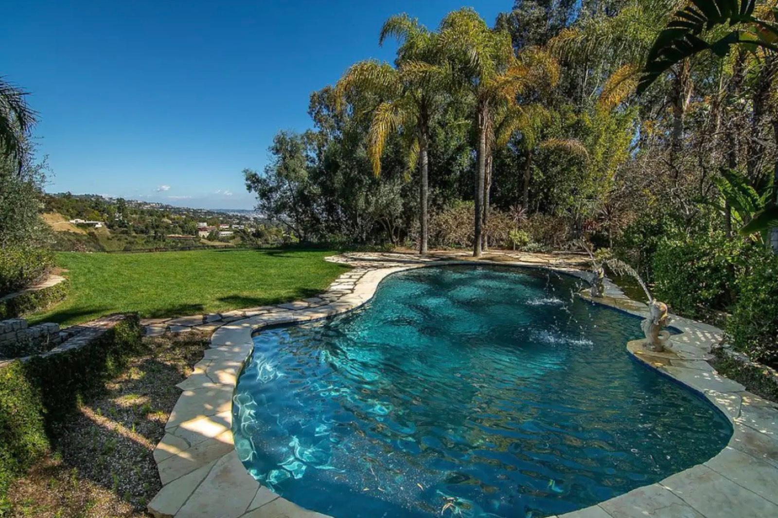 G's Bel Air Chateau — photo 5